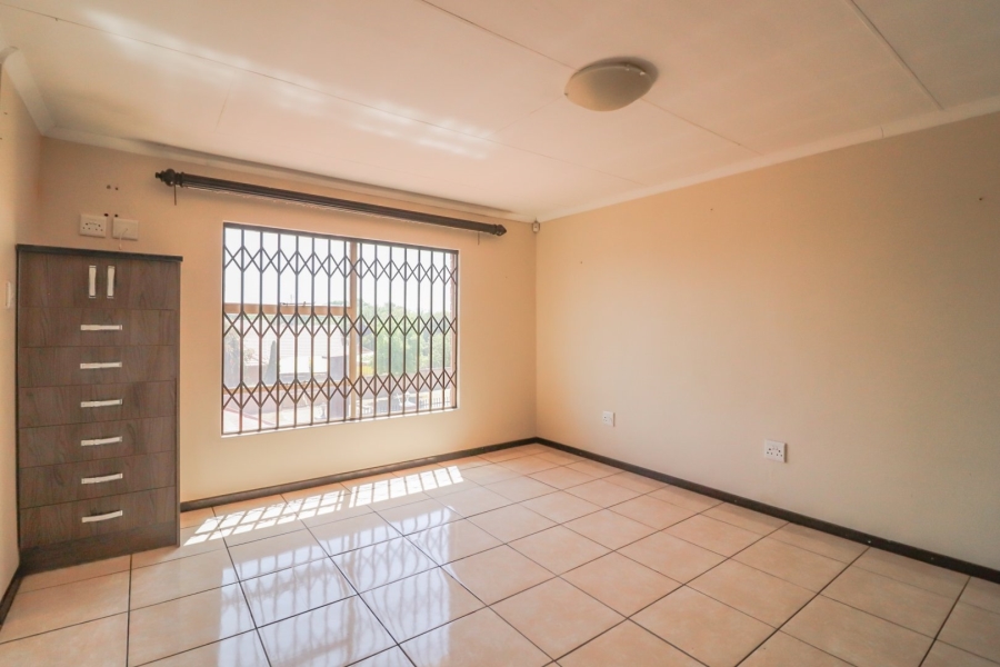 3 Bedroom Property for Sale in Fleurdal Free State